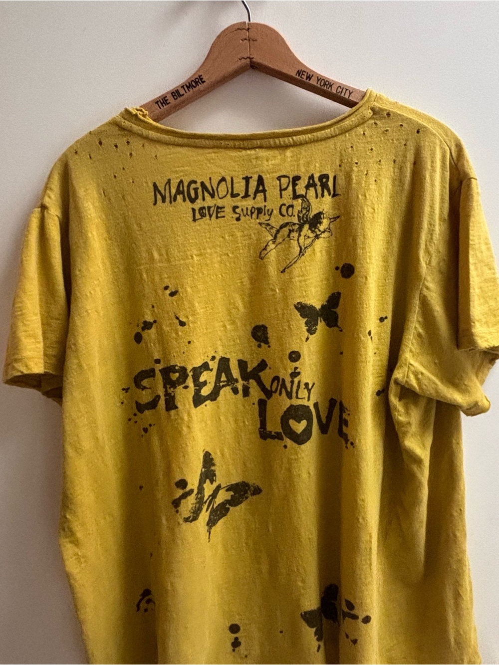Magnolia Pearl Short Sleeved T-Shirt - Picture 4 of 7